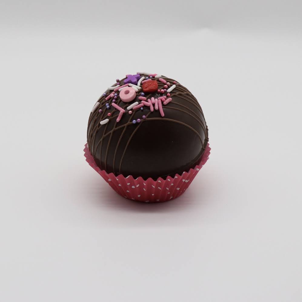Jumbo Hugs & Kisses Hot Chocolate Bomb