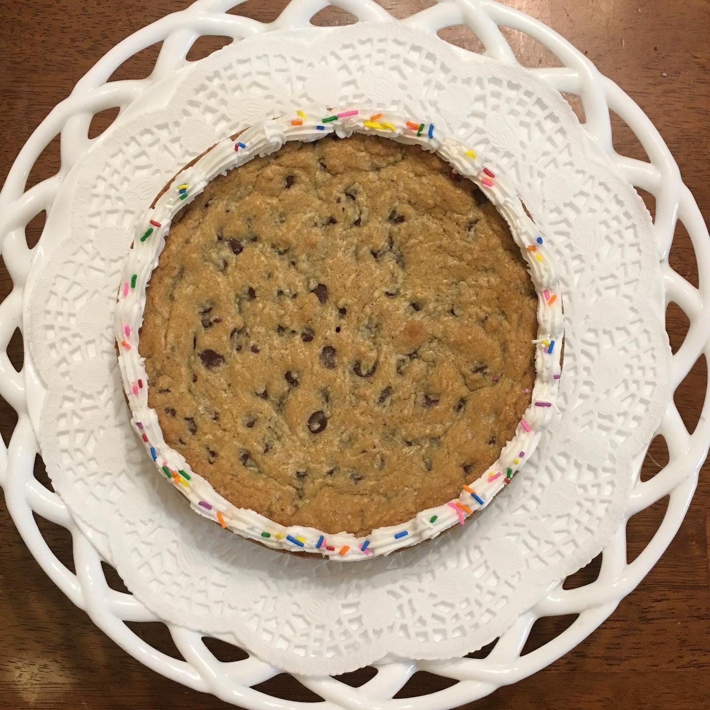 Giant Chocolate Chip Cookie